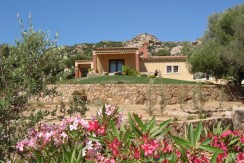 Baia Sardina villa in vendita