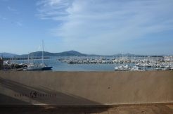 Penthouse with incredible sea view in Piazza Civica
