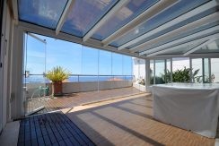 Elegante e rifinito attico in vendita Alghero