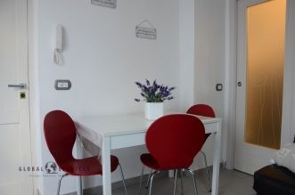 Elegante bilocale ristrutturato vendita viale europa Alghero