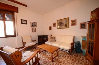 Ampio appartamento in vendita al piano rialzato