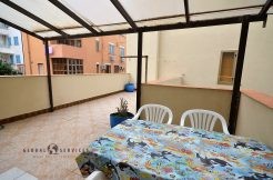Appartamento con terrazza vicinissimo alla spiaggia