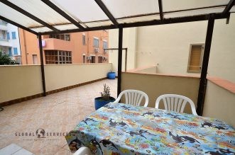 Appartamento con terrazza vicinissimo alla spiaggia