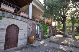 villa for sale with pool in Alghero
