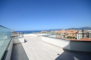 Nuovo attico vista mare in vendita ad Alghero