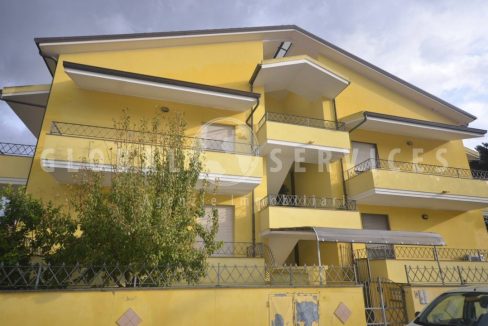 Apartment for sale via Loi Olmedo