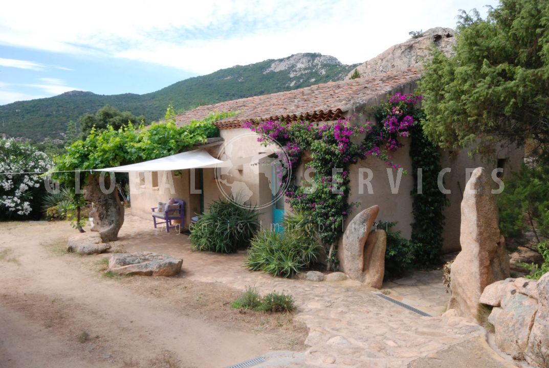 Esclusiva villa in San Pantaleo Olbia