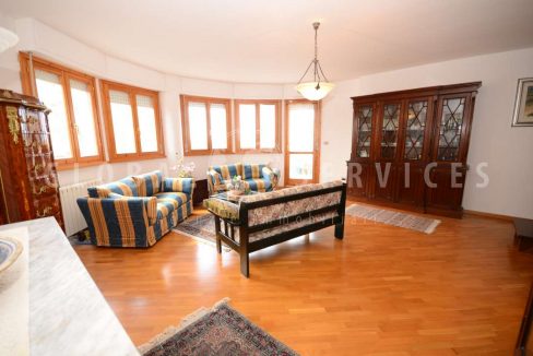 Elegante appartamento in zona residenziale