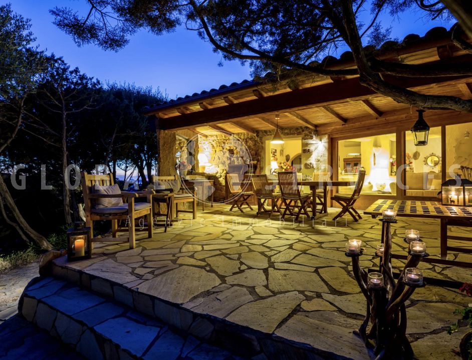 Porto Cervo Marina prestigiosa villa in vendita