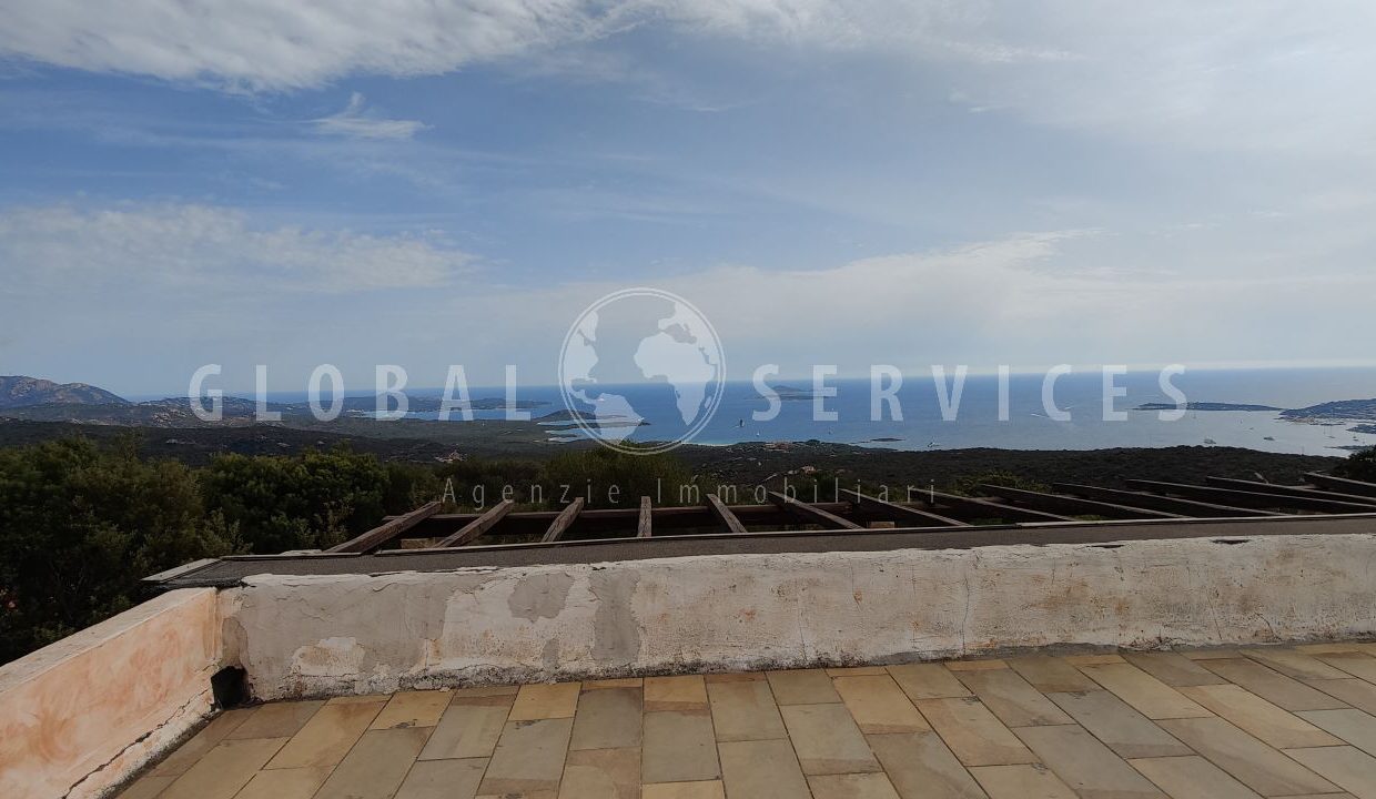 San Pantaleo casa vista mare