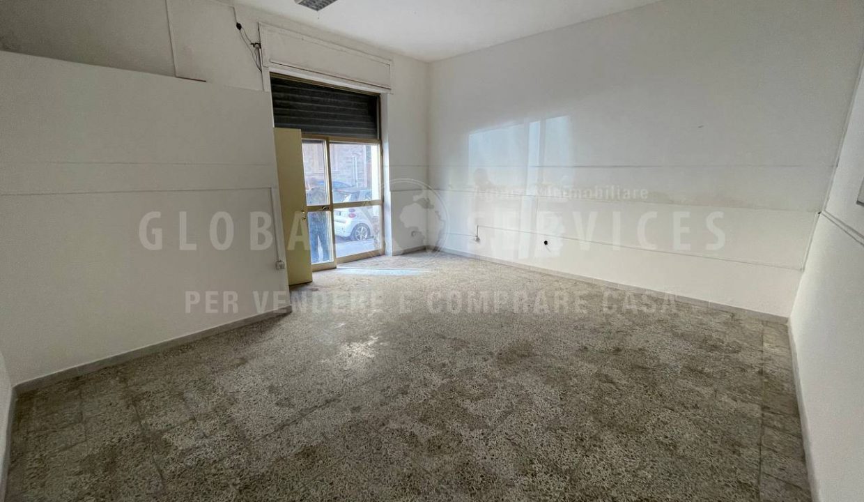 Via Carmen Dore 55 Locale Commerciale (6)