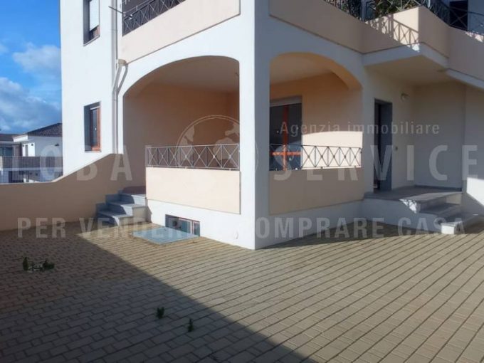 Nuovo appartamento con cortile