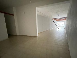 Locale in via Verdi