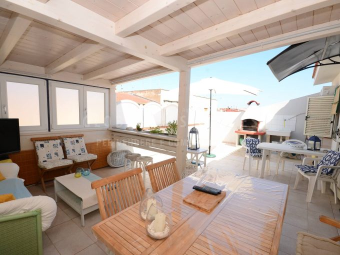 Ampio appartamento con terrazza abitabile