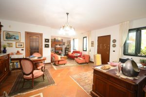Villetta a schiera pressi Green Hotel