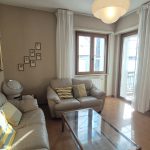 Ampio appartamento con garage e terrazzo, via Rockfeller