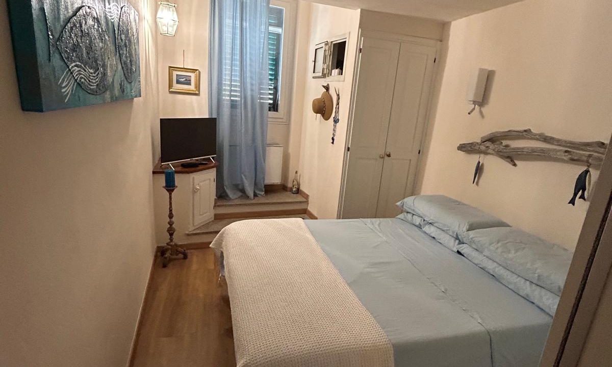 07ab1972-a2d2-4435-8f15-b03f2489185d