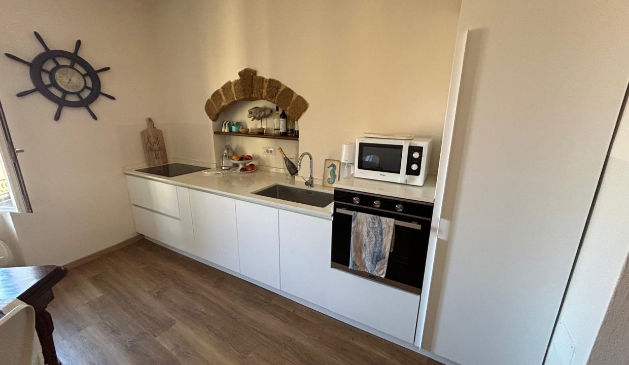 7f8dab25-bc08-496e-8277-5bcacfcb3a18