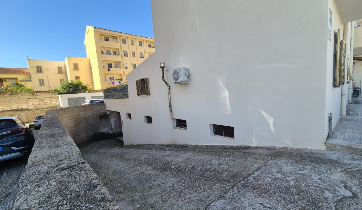 Immagine WhatsApp 2025-11-11 ore 10.48.00_f7e41154