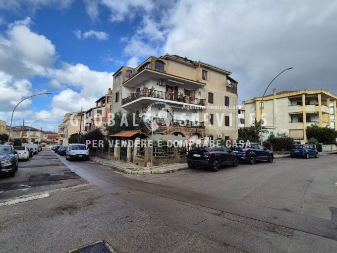 Attico con terrazza in zona Residenziale