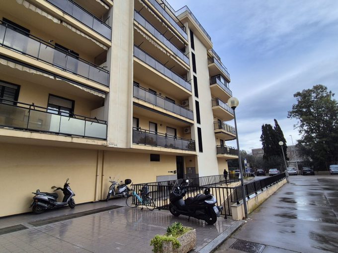 Bilocale con terrazza abitabile