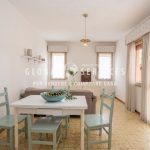 Appartamento con terrazza, cantina e posto auto