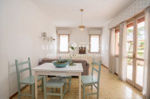 Appartamento con terrazza, cantina e posto auto