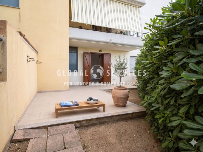Alghero - appartamento con cortile, cantina e posto auto