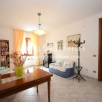 Zona centrale: spazioso appartamento pronto da vivere