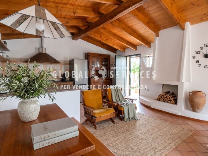 Appartamento indipendente con cortile e garage