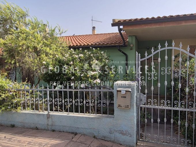 Valledoria: appartamento indipendente con giardino privato