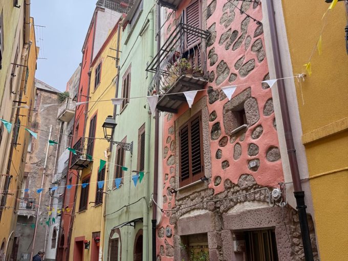 Trilocale Climatizzato a Bosa
